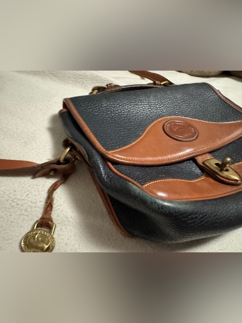 Vintage DOONEY & BOURKE Classic Two-Tone Black and Brown Leather Satchel - Picture 7 of 13
